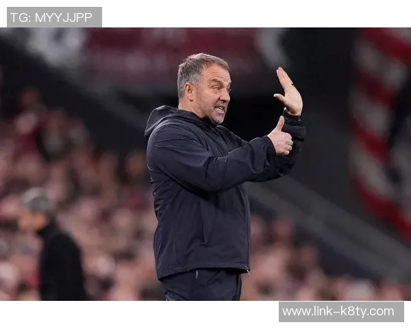 弗里克带队37场攻入102球荣膺西甲年度最佳教练奖项